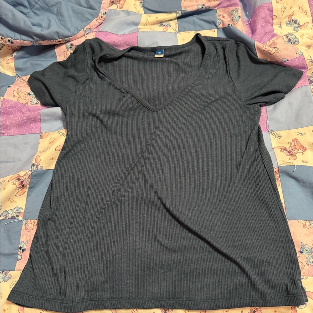 Old Navy Charcoal V-Neck Women's Tee